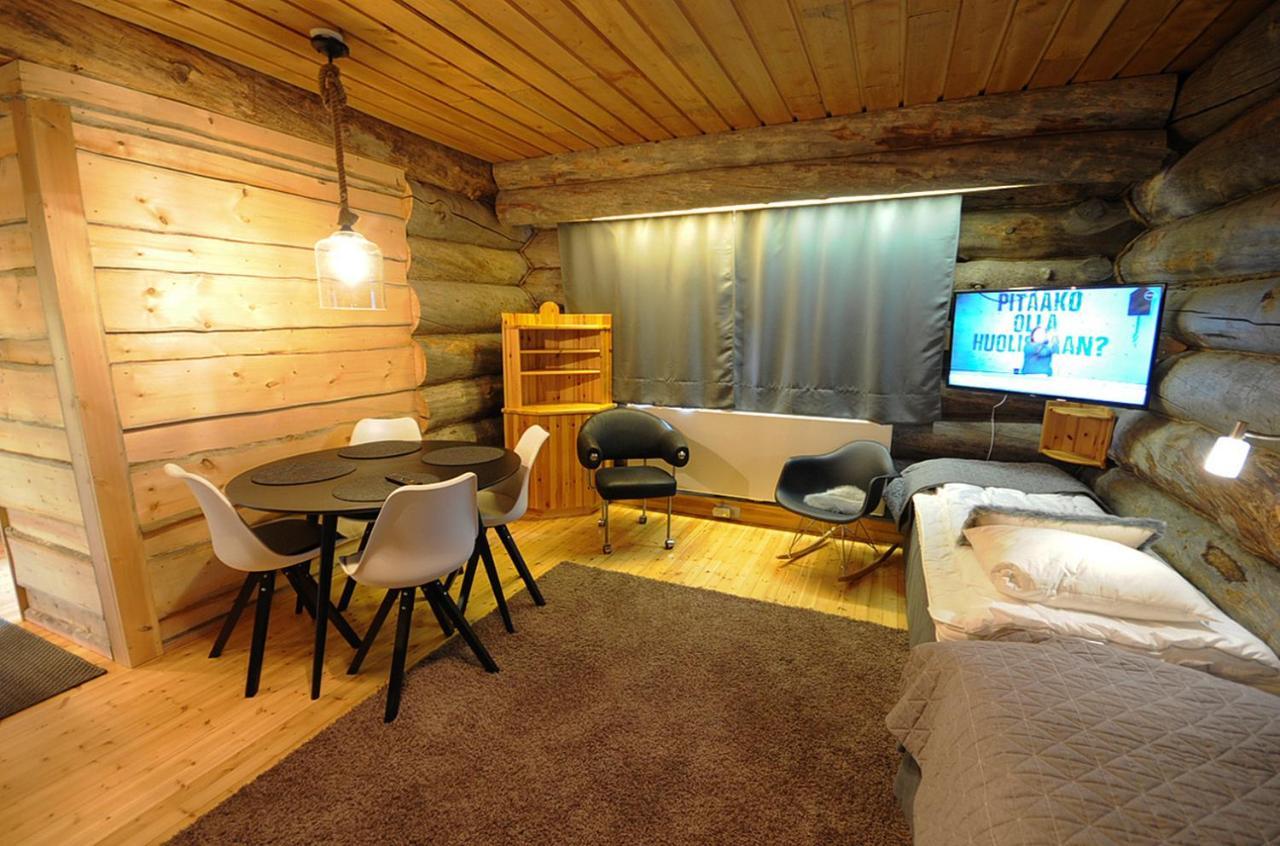 Kuukkeli Log Houses Aurora Resort Сариселка Екстериор снимка
