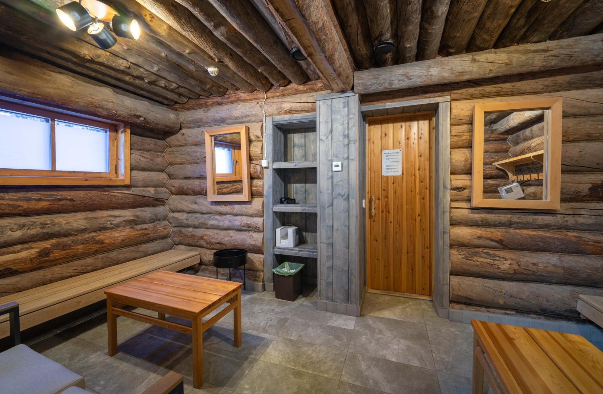 Kuukkeli Log Houses Aurora Resort Сариселка Екстериор снимка