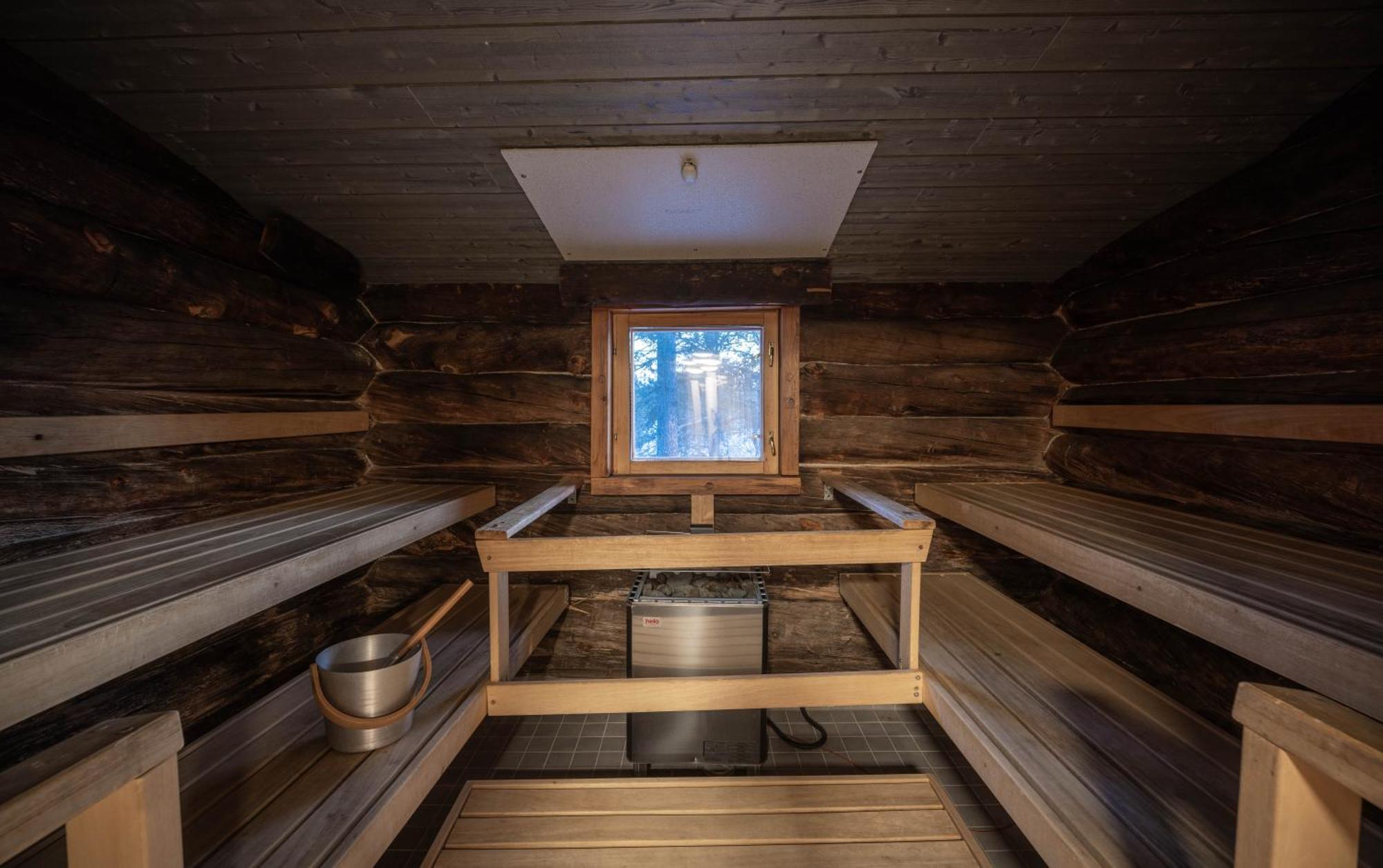Kuukkeli Log Houses Aurora Resort Сариселка Екстериор снимка