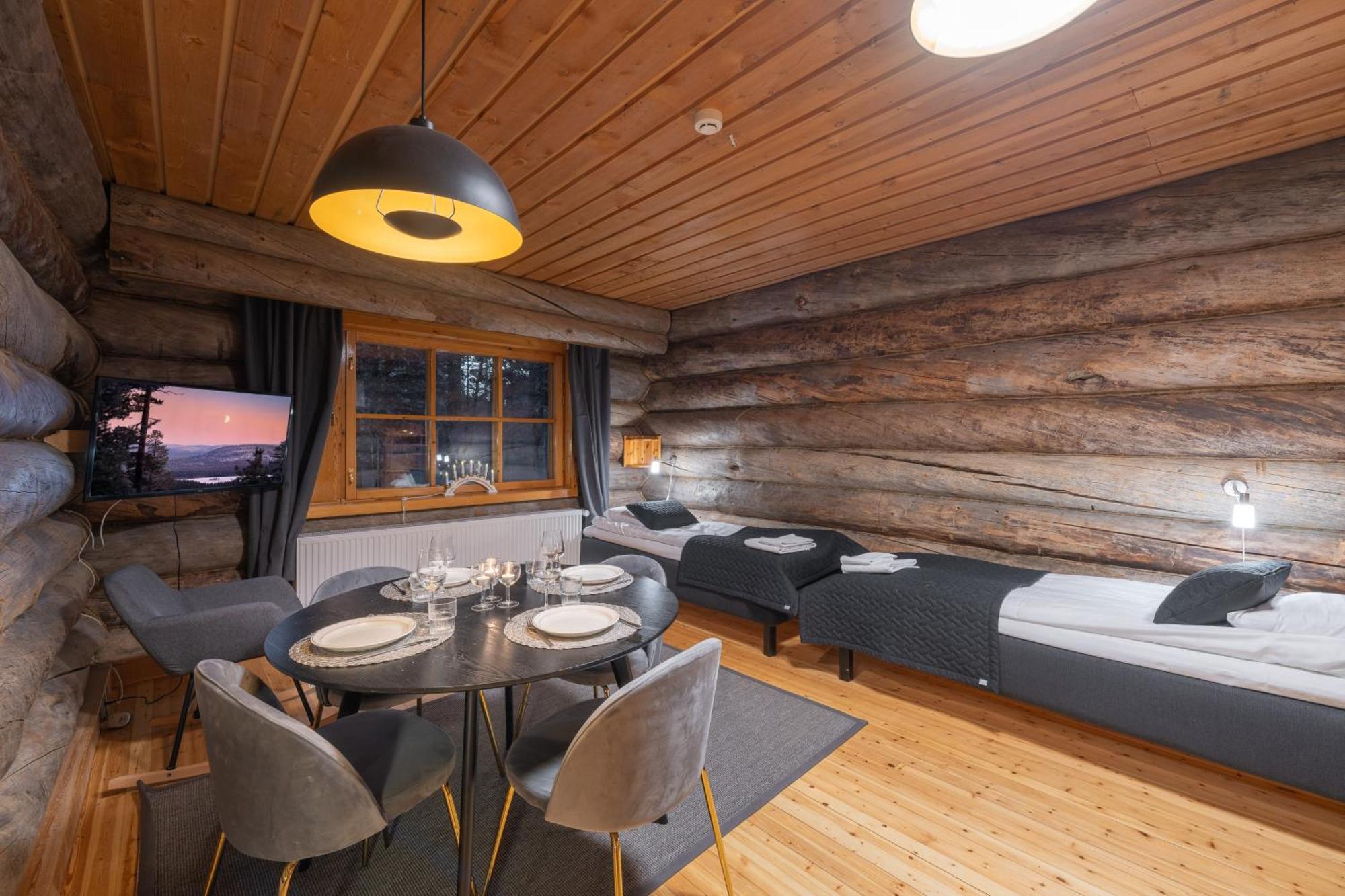 Kuukkeli Log Houses Aurora Resort Сариселка Екстериор снимка