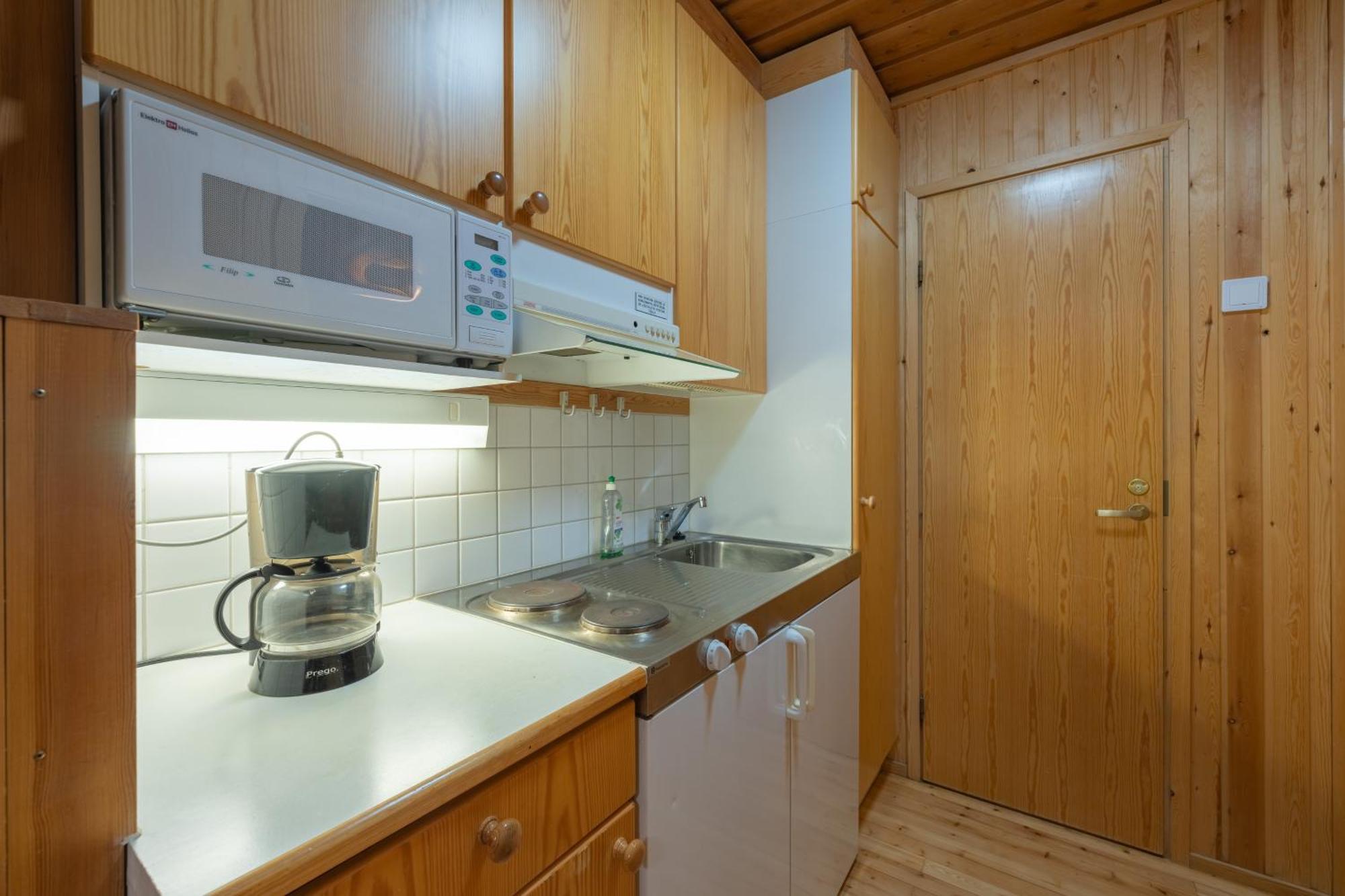 Kuukkeli Log Houses Aurora Resort Сариселка Екстериор снимка