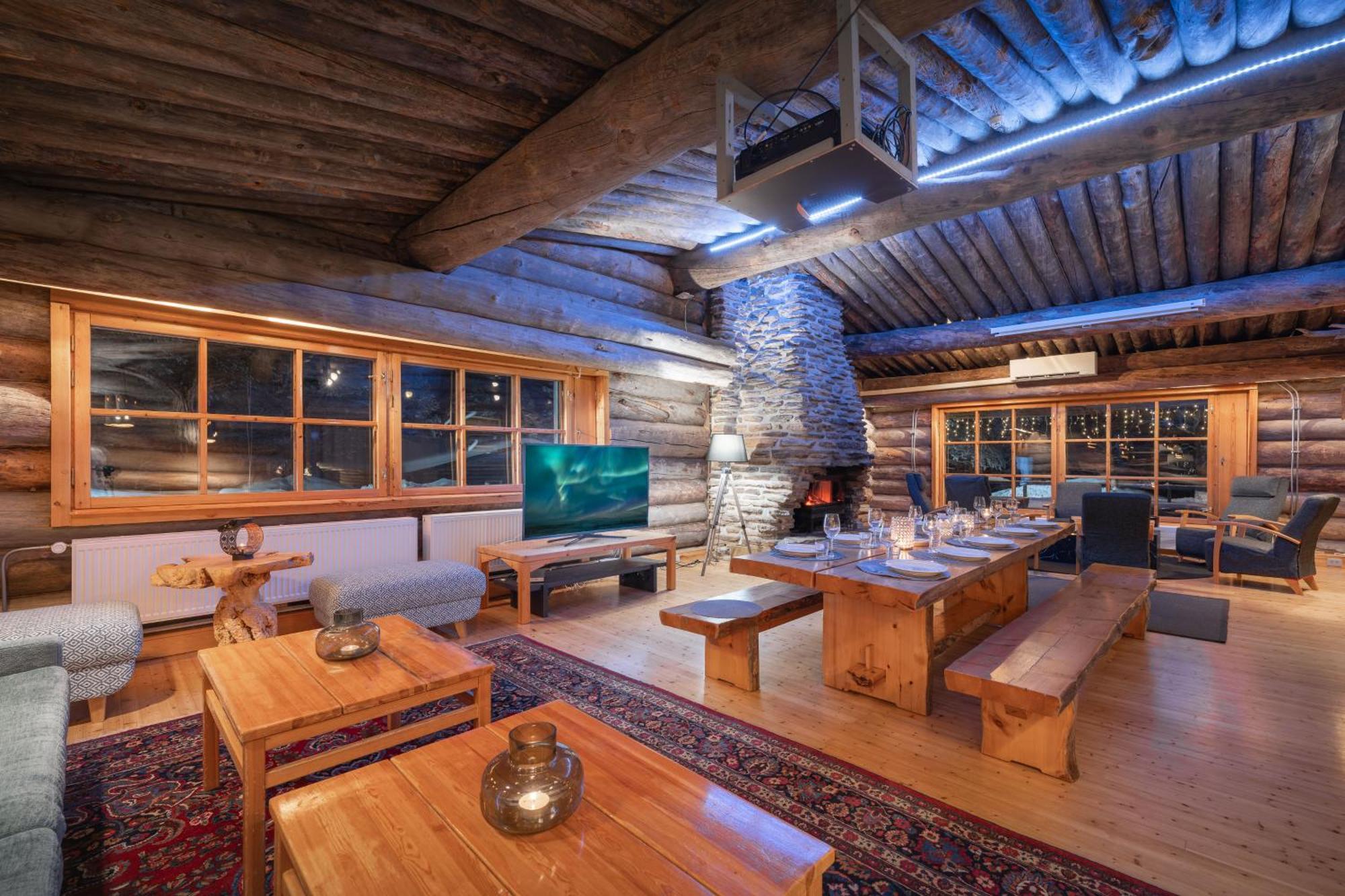 Kuukkeli Log Houses Aurora Resort Сариселка Екстериор снимка